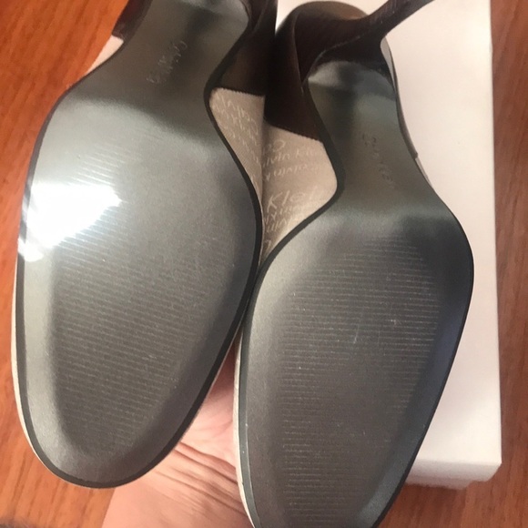 NIB Calvin Klein Round Toe - Picture 5 of 6